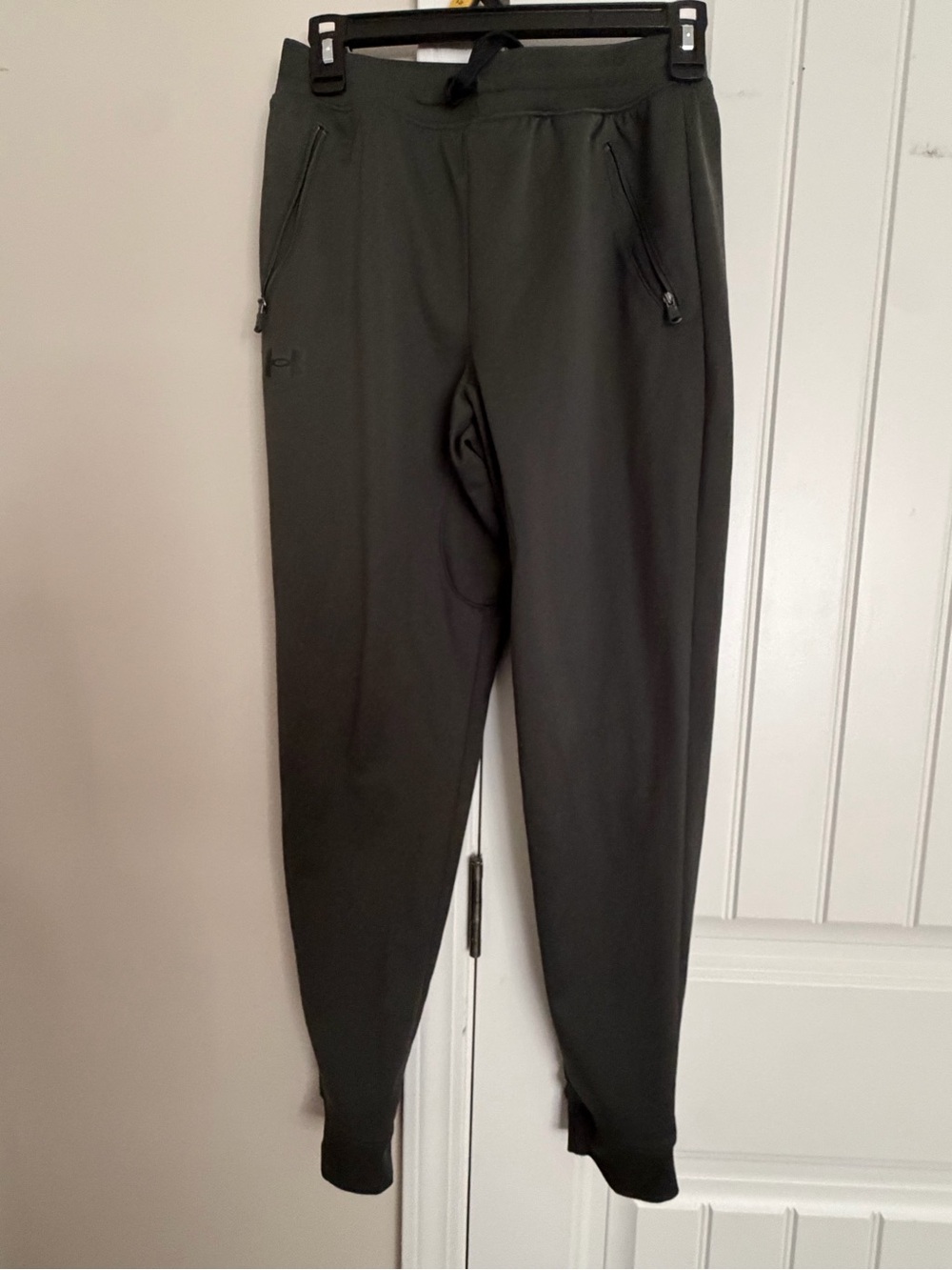 Under Armour Boy’s Olive  Green Tech Jogger Pants